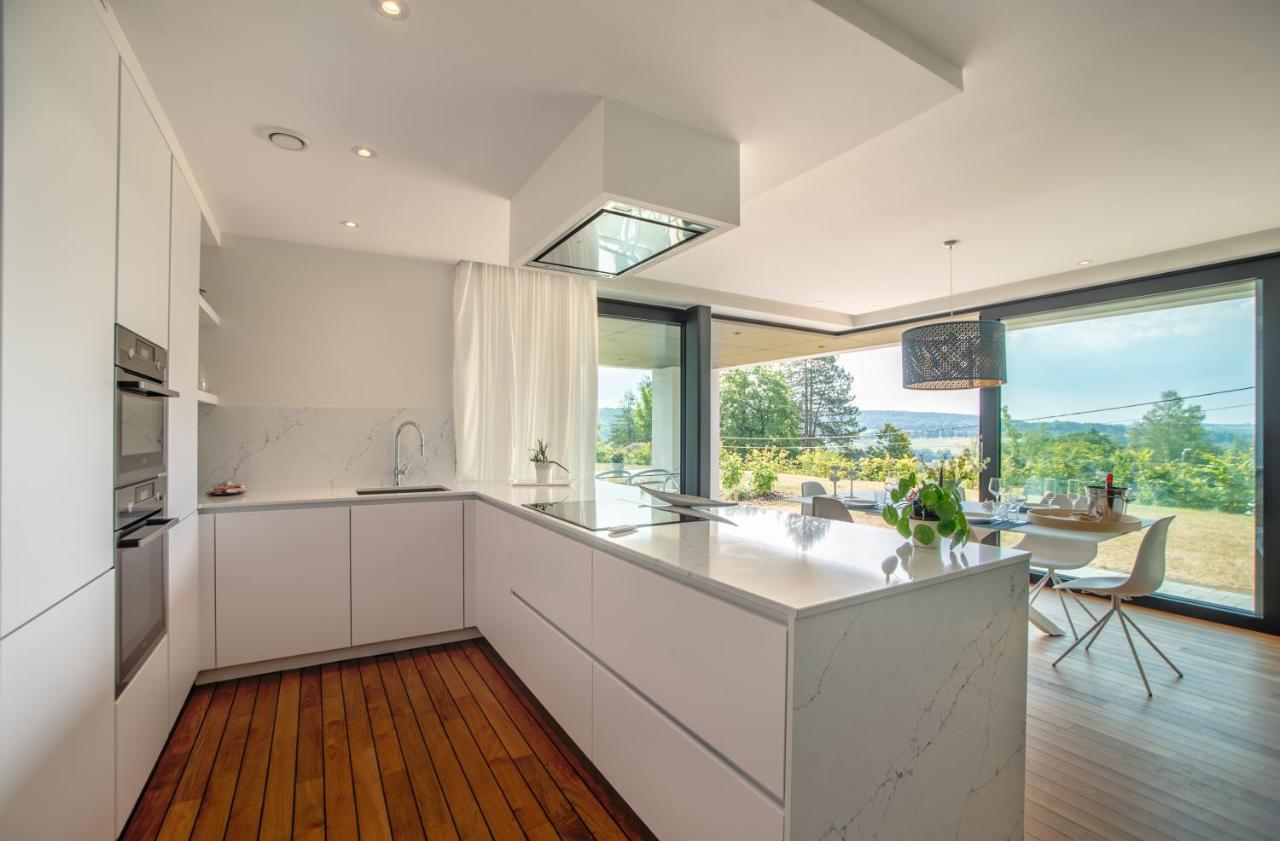 Au bois du Sart-Tilman Apartment Sur-Le Mont Bagian luar foto